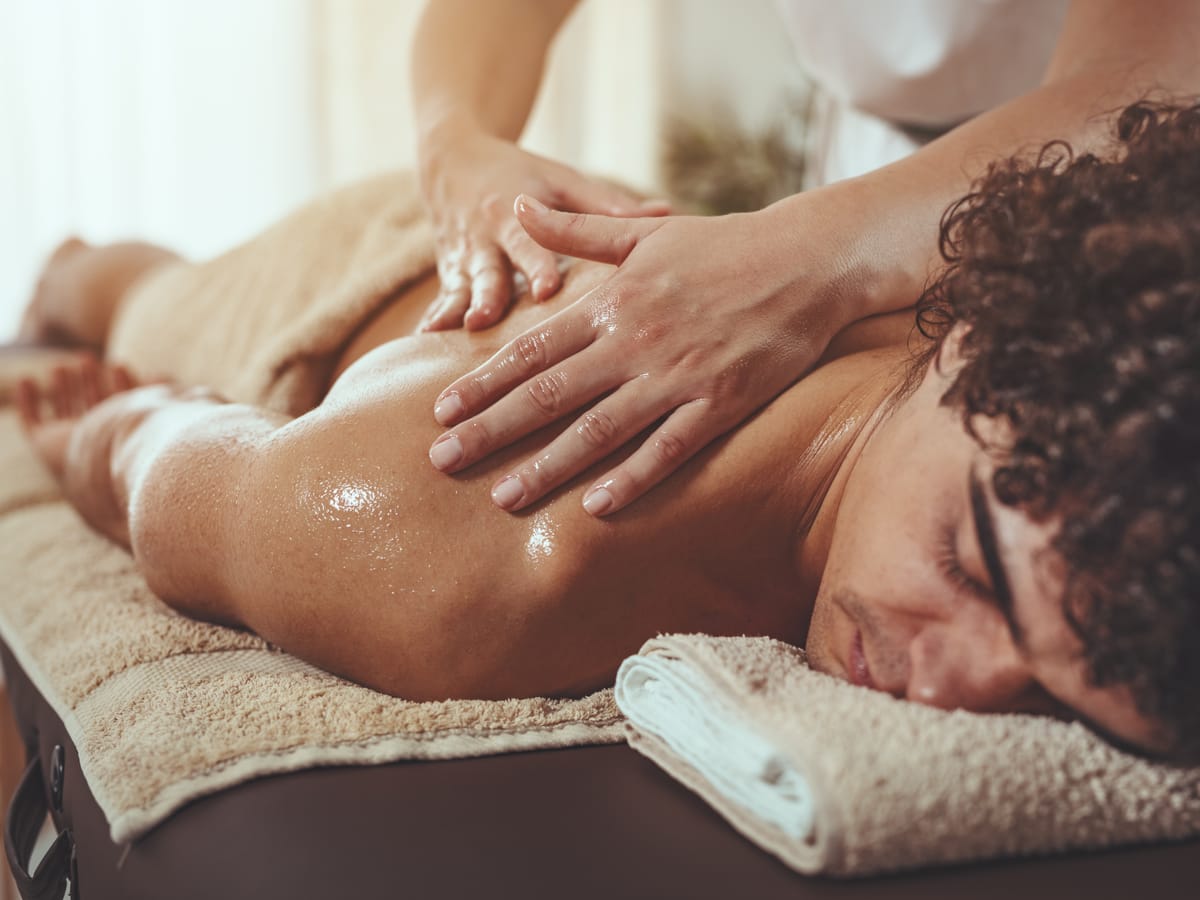 Sessão de Massagem Relaxante na Jinkei, em Balneário Camboriú